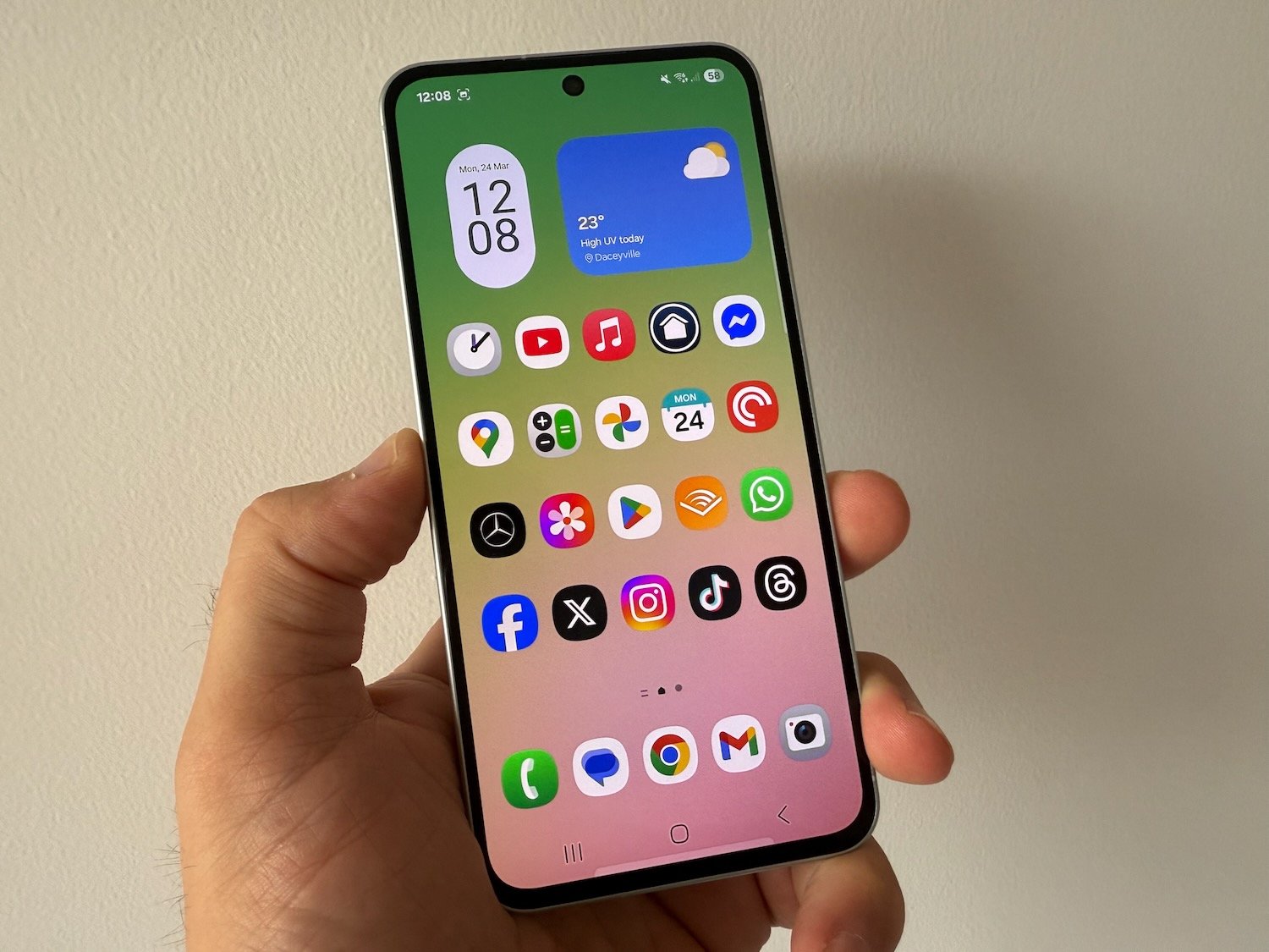 Samsung Galaxy A56 5G Review: A New Benchmark for Mid-Range Smartphones